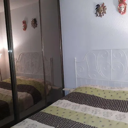 Apartamento T2 Avec Terrasse Et Parking, 4 Pers - Fr-1-701-22